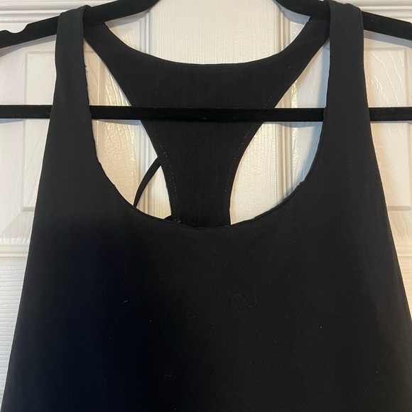 Fabletics Asymmetrical Tank - Picture 2 of 5